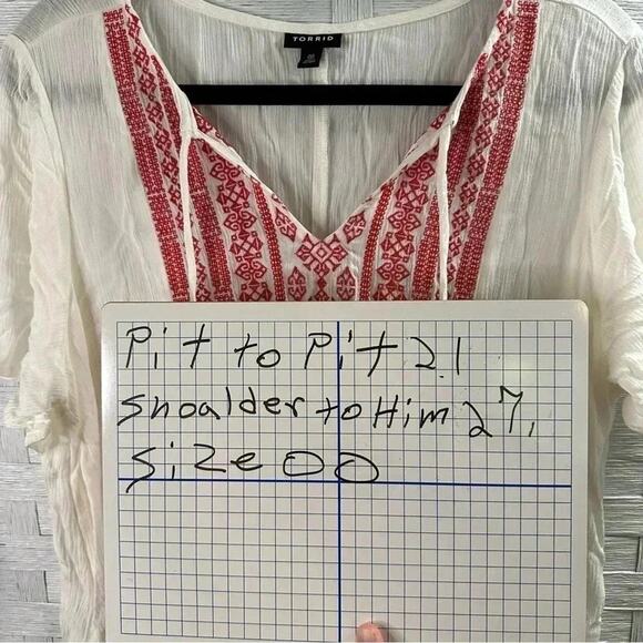 Torrid White Gauze Top with Red Embroidery in  excellent condition size00 - Picture 5 of 8